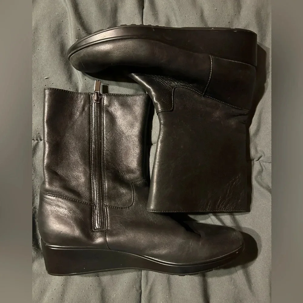 Cole Haan Ontario waterproof wedge black boots size 6.5B